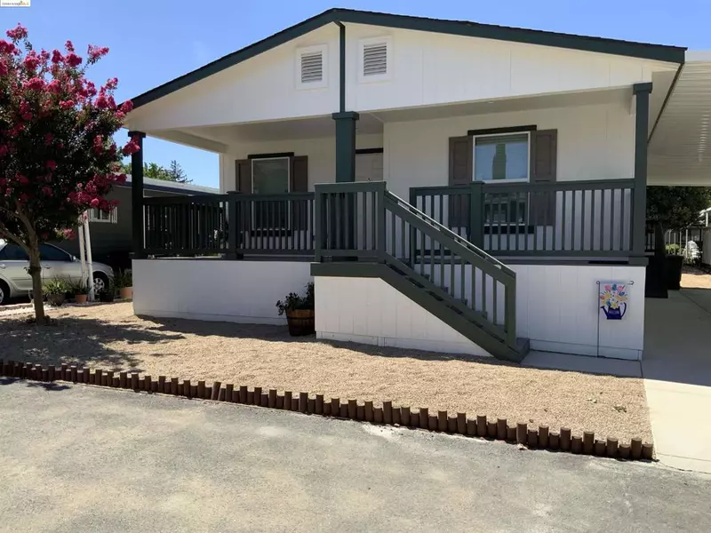 135 Banyon, Pittsburg, CA 94565-0000