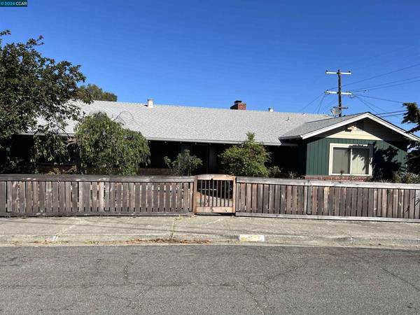 2 Stephens Ct, Crockett, CA 94525