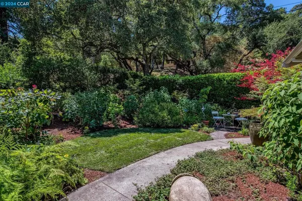 Orinda, CA 94563,43 Monte Vista Rd