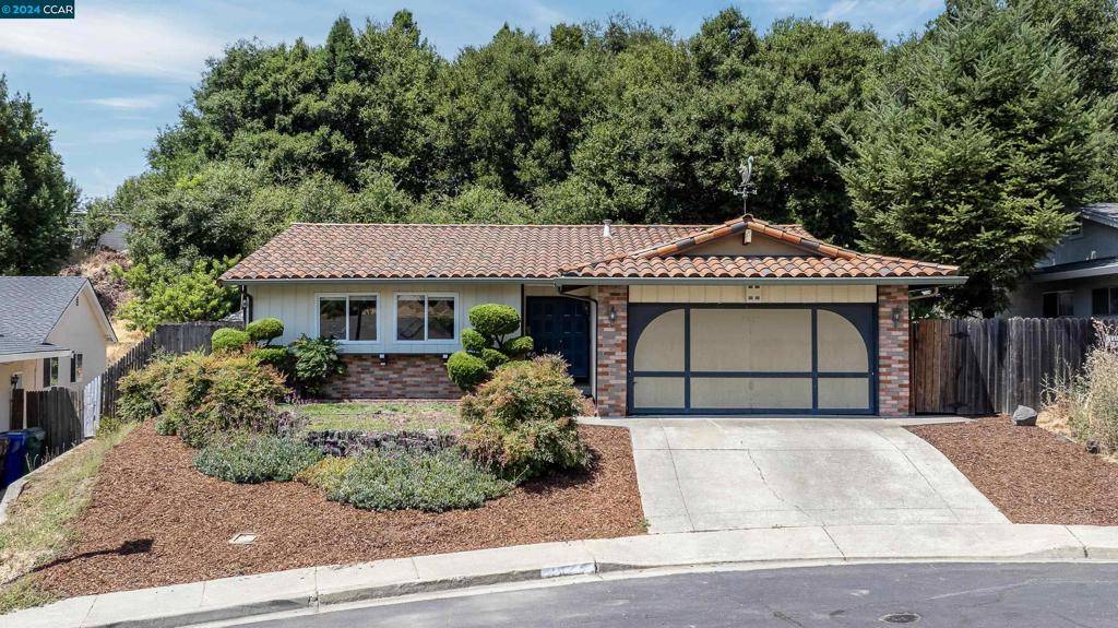 Pinole, CA 94564,2625 Woodside Ct