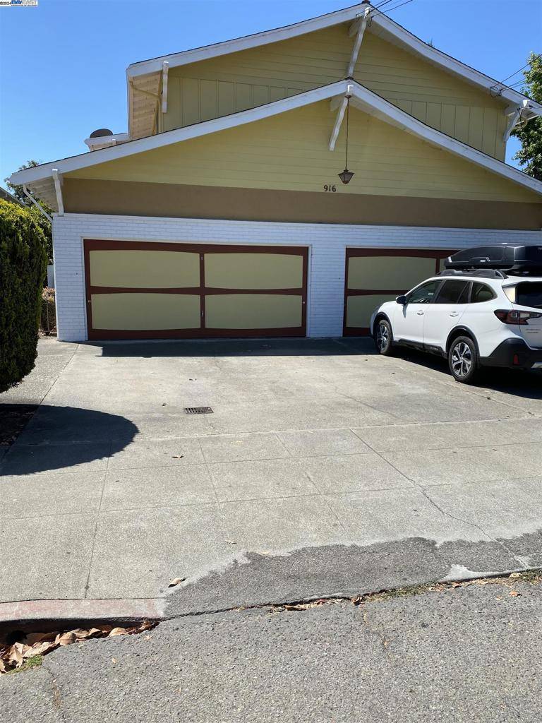 916 Taylor Ave., Alameda, CA 94501-3438