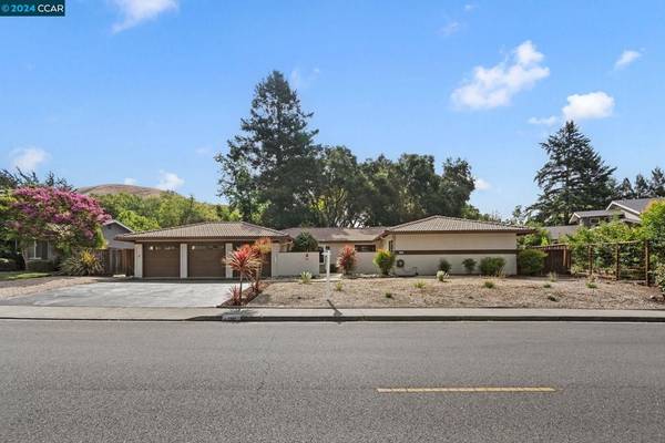 1301 Larch Ave., Moraga, CA 94556-2616