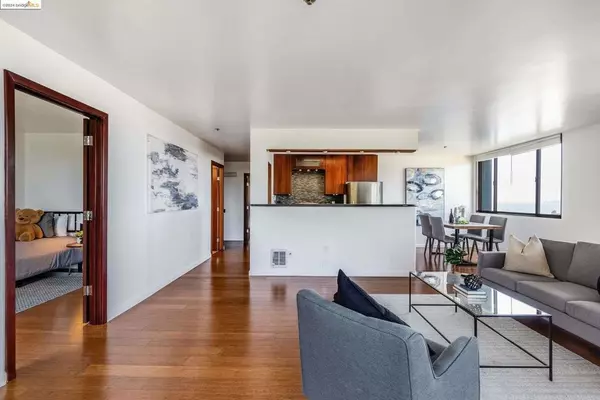 555 Pierce St #1720, Albany, CA 94706