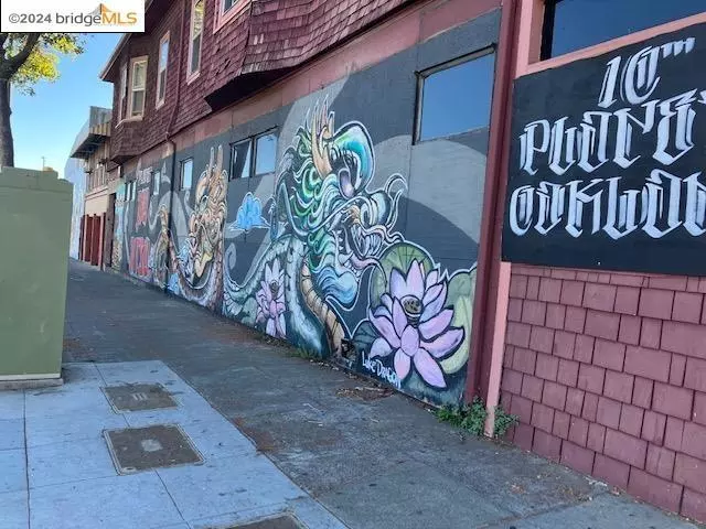 Oakland, CA 94607,301 8Th St