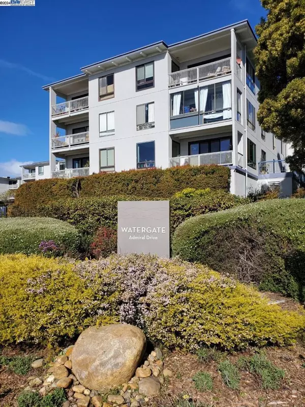 2 Admiral Drive #B280, Emeryville, CA 94608