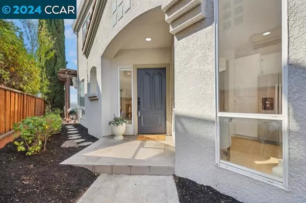 San Ramon, CA 94582,1066 Vista Pointe Cir