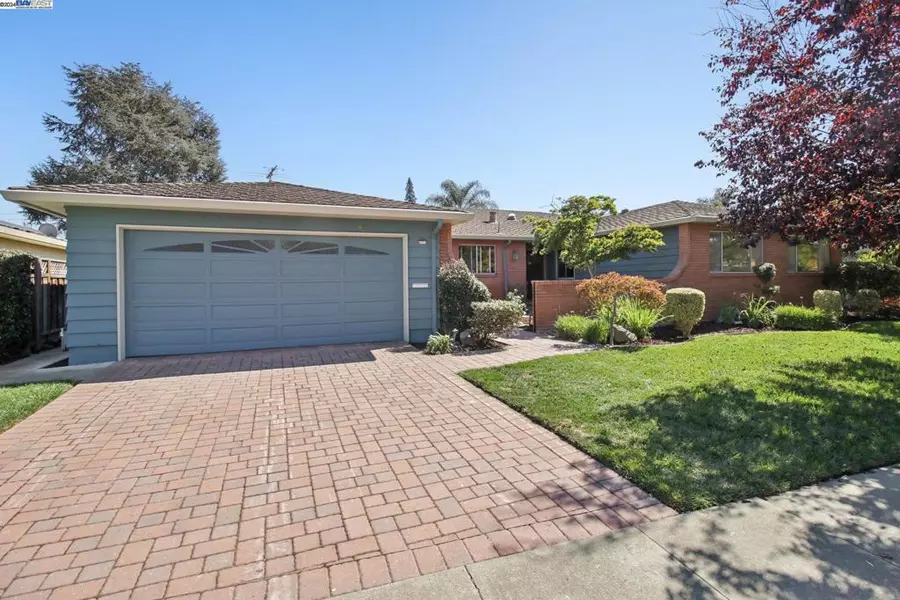 4370 Faulkner Dr, Fremont, CA 94536