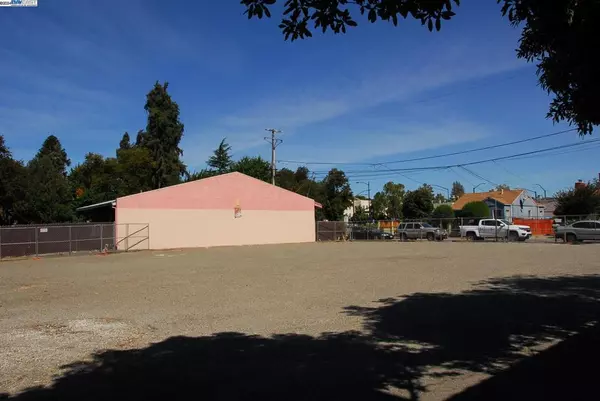 Hayward, CA 94541,22836 Watkins St