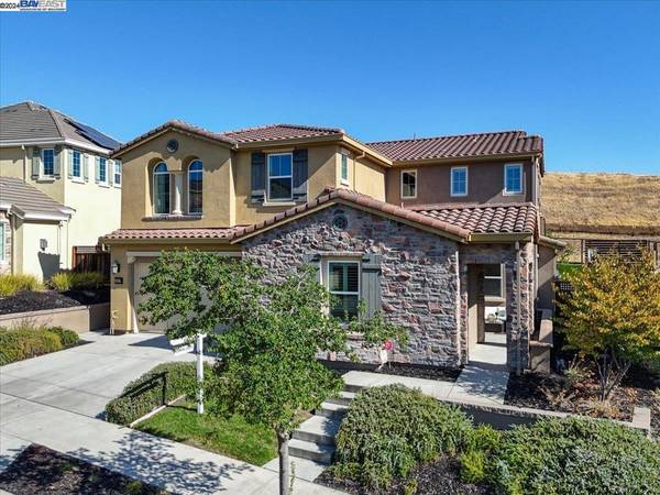 1627 N Terracina Dr, Dublin, CA 94568