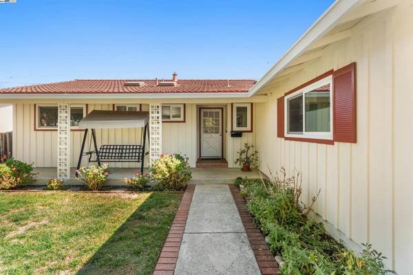 Sunnyvale, CA 94087,858 Maranta Ave