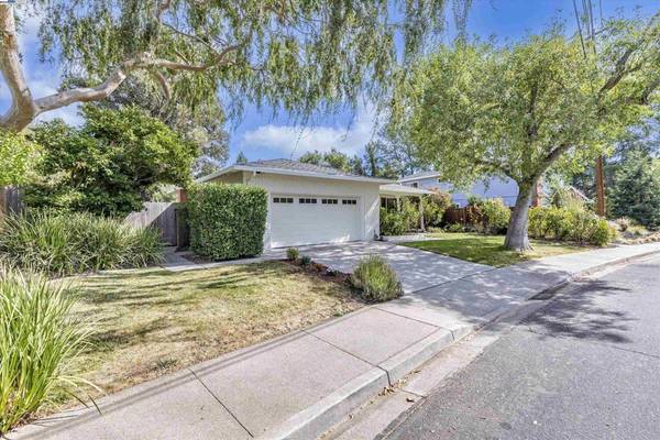 Walnut Creek, CA 94597,1032 Leroy Ln