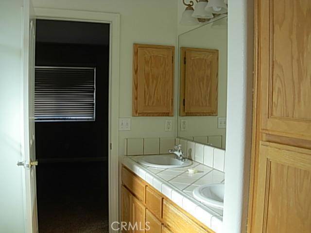 Victorville, CA 92395,14208 Brentwood DR
