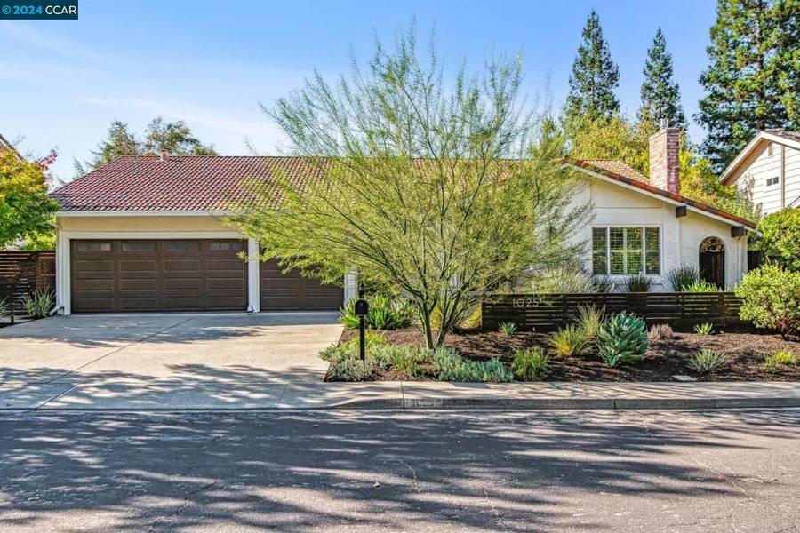 1025 Rudgear Rd, Walnut Creek, CA 94596