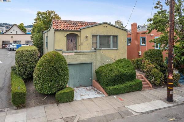 Berkeley, CA 94705,3039 HALCYON COURT