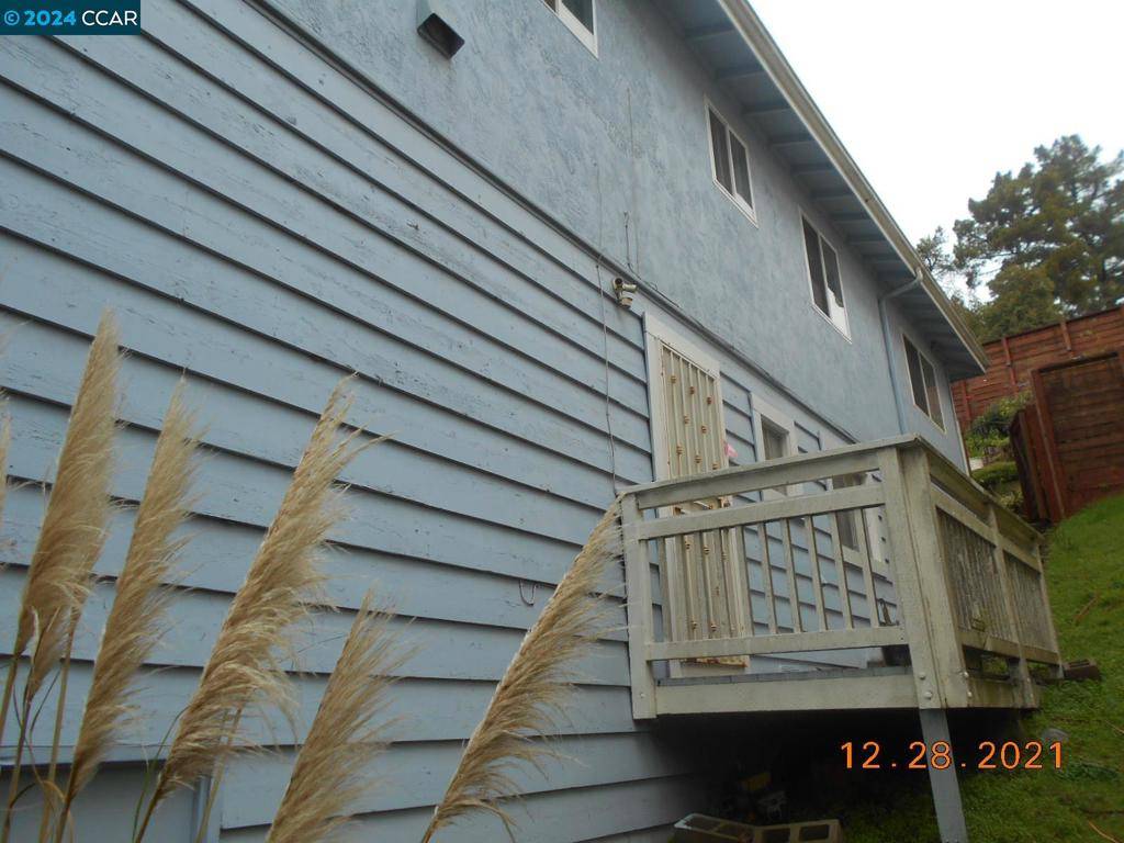 Oakland, CA 94611,6646 Saroni Dr