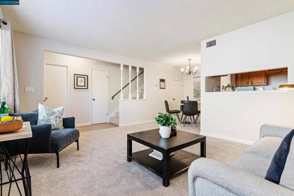 Concord, CA 94518,1370 Del Rio Ct #3