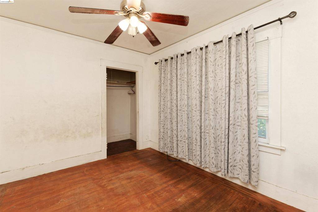 Oakland, CA 94608,929 43Rd St