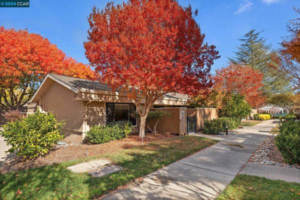 1108 Oakmont Dr #4, Walnut Creek, CA 94595