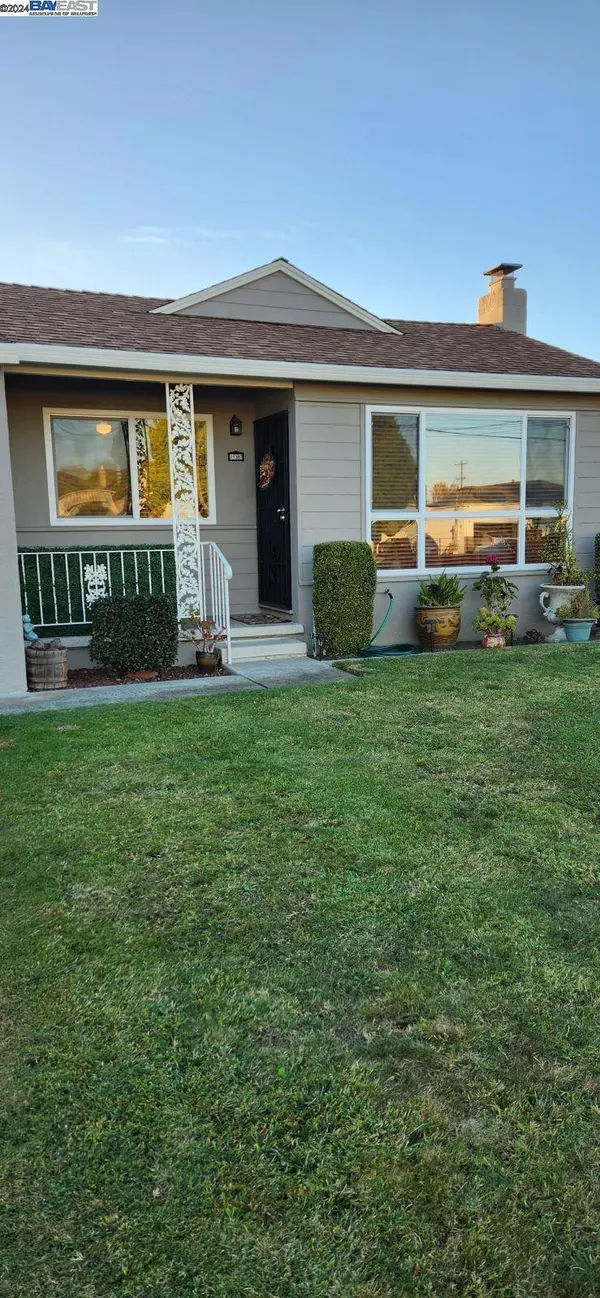 15387 Farnsworth St, San Leandro, CA 94579