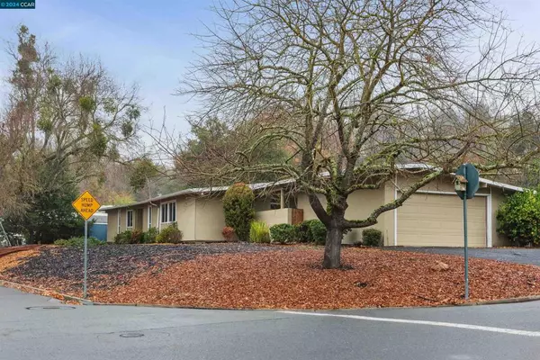 590 Michael Lane, Lafayette, CA 94549