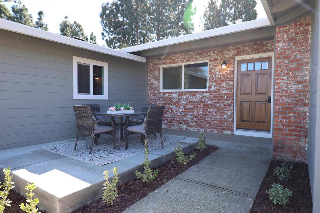 Fremont, CA 94538,4668 Flamingo Park Ct