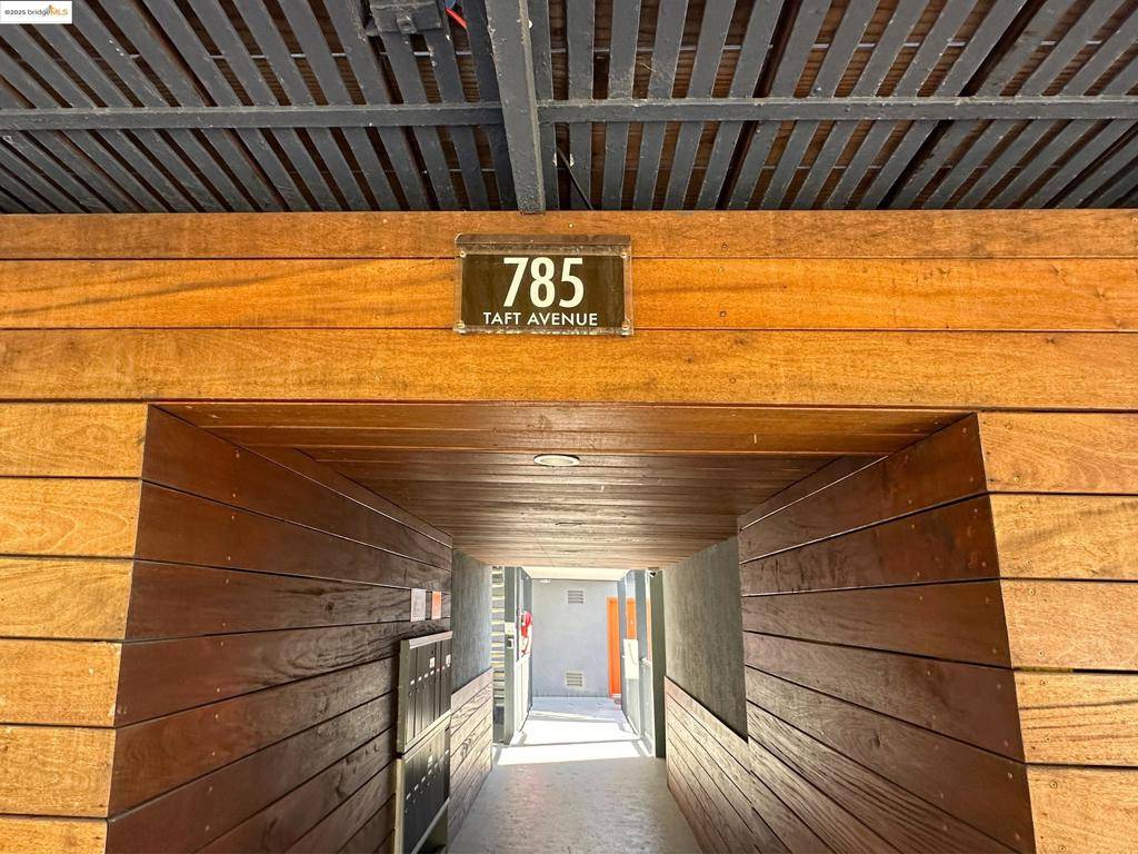 Albany, CA 94706,785 Taft Ave #4