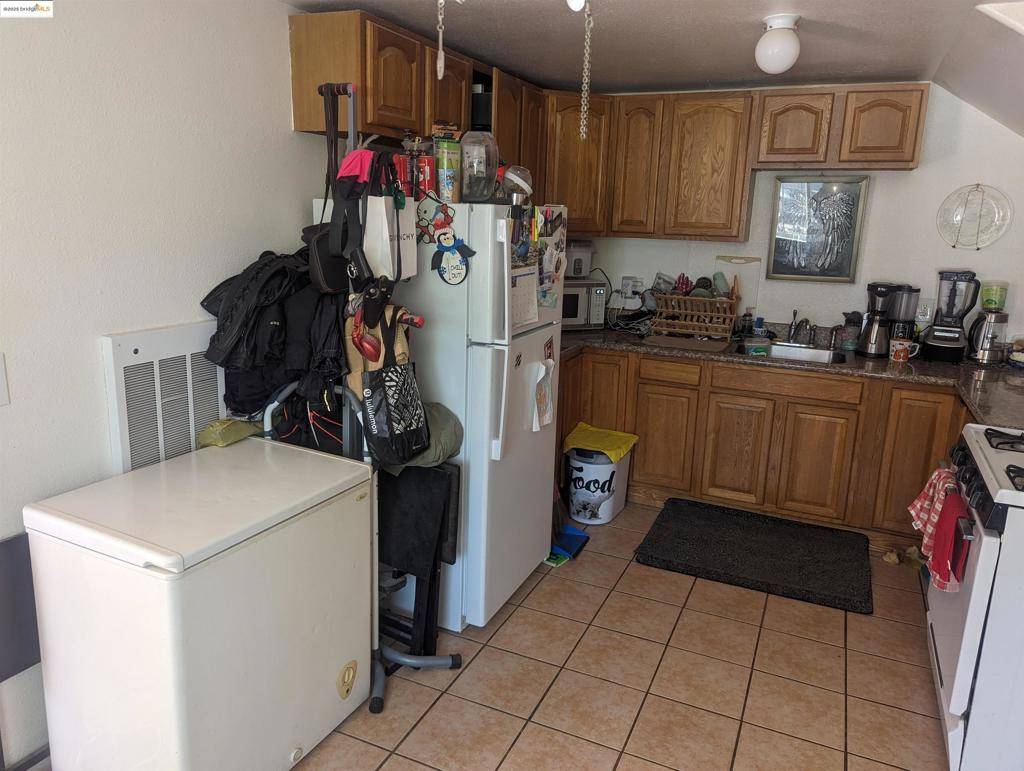 Oakland, CA 94605,2671 65Th Ave