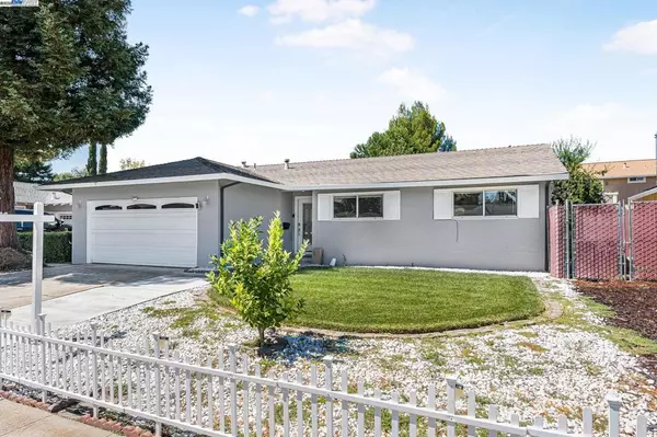 Livermore, CA 94551,4854 Lantana Ave