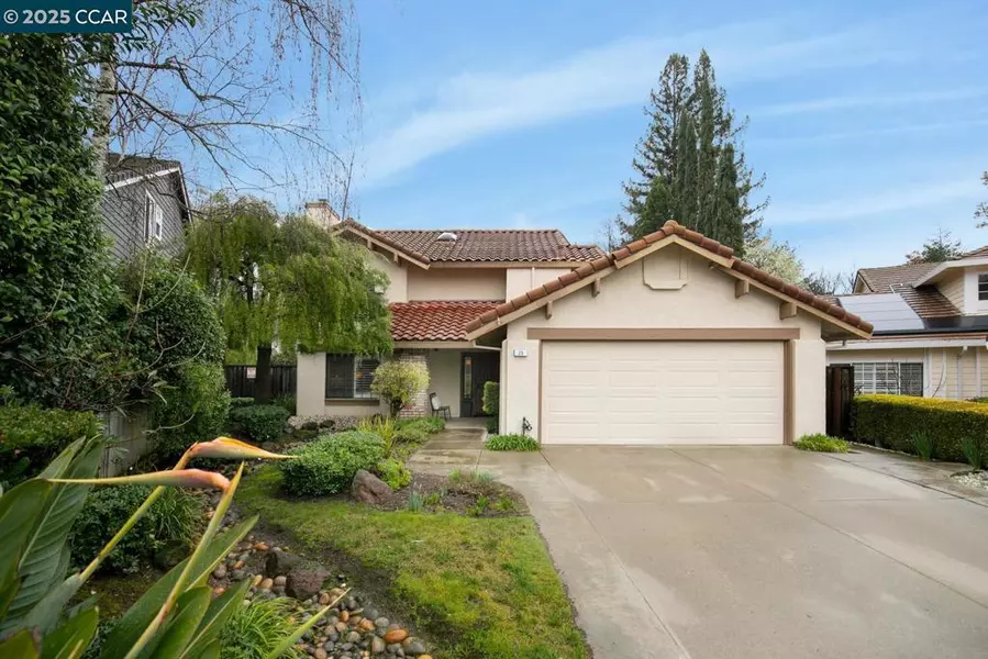 25 Driftwood Ct, Pleasant Hill, CA 94523