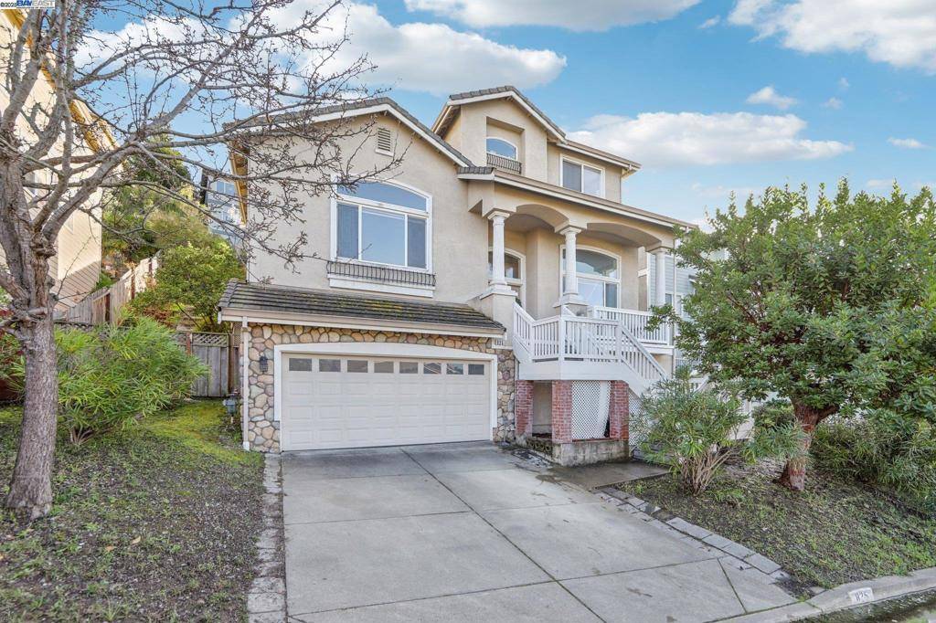 825 Bridgeway Cir, El Sobrante, CA 94803