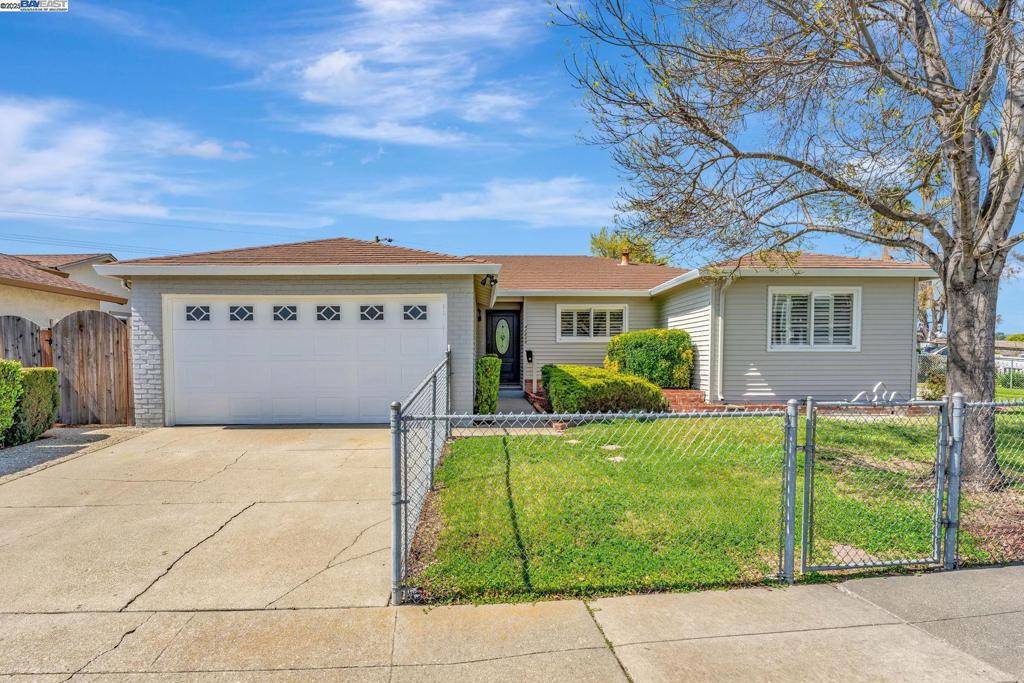 Fremont, CA 94538,42809 Saratoga Park St