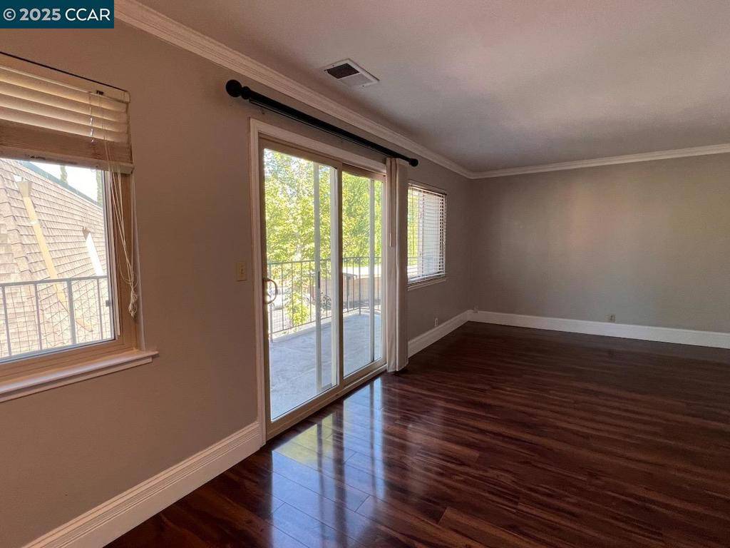 Concord, CA 94518,1093 Mohr Ln #C