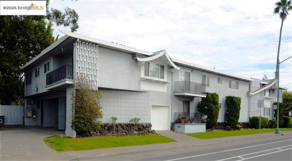 Oakland, CA 94605,7940 Bancroft Ave
