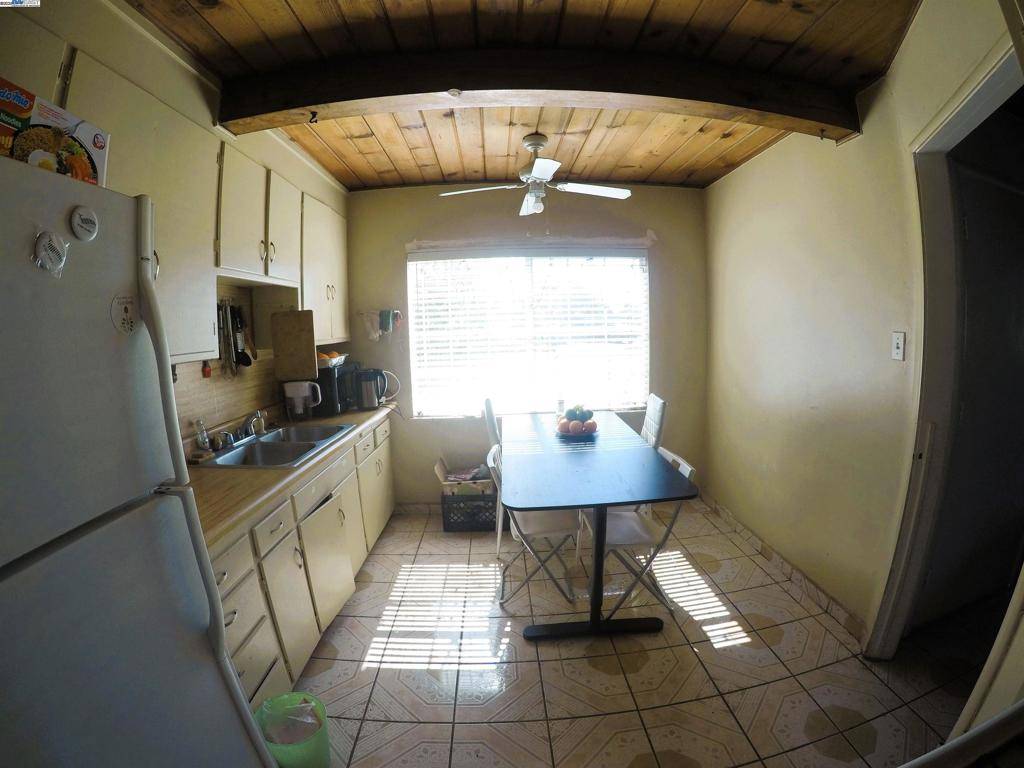 Hayward, CA 94541,267 JERILYNN LN