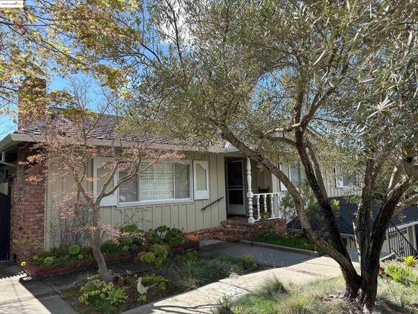 2636 Ramona St, Pinole, CA 94564