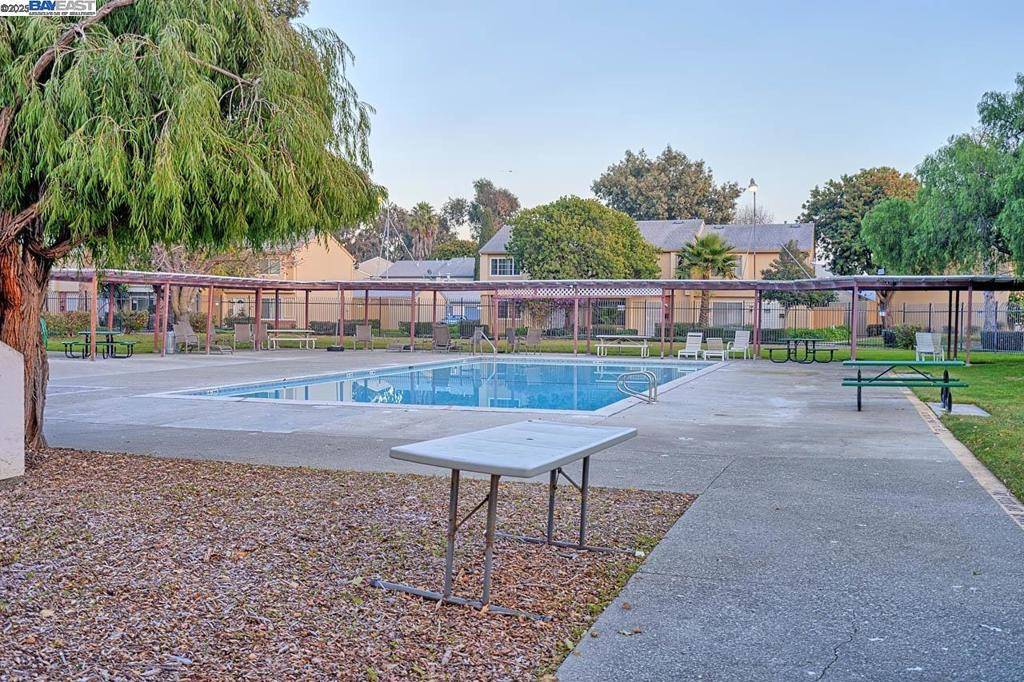 Union City, CA 94587,32643 Endeavour Way