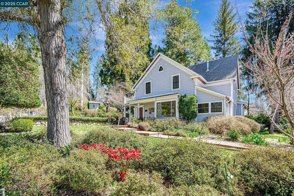 Nevada City, CA 95959-2613,211 PARK AVE.
