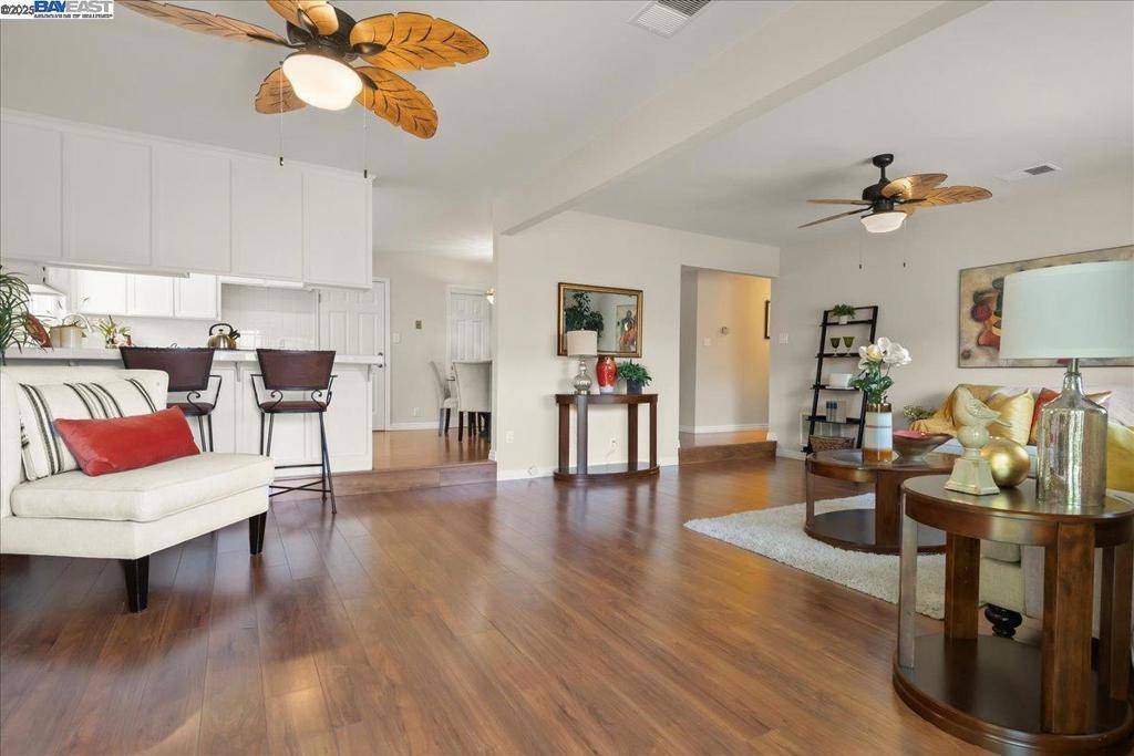 Fremont, CA 94555,34260 Sterne Ct