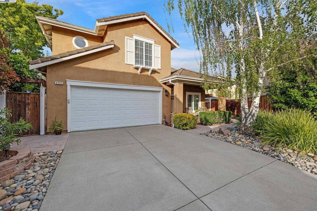 Pleasanton, CA 94588,4252 Katie Lane