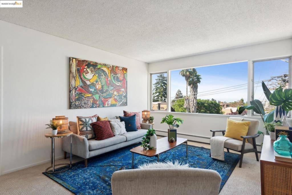 Berkeley, CA 94704,2601 College Ave #308