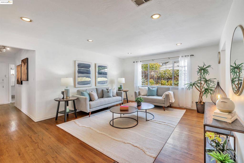 Martinez, CA 94553,4934 Tahoe Cir