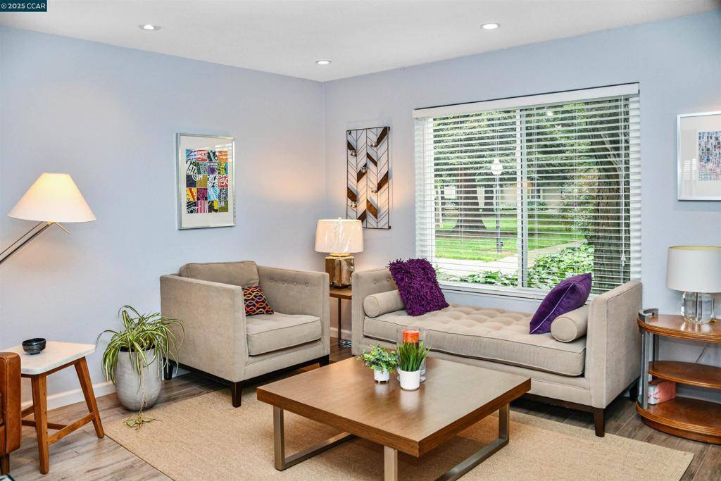 1237 Pine Creek Way #B, Concord, CA 94520
