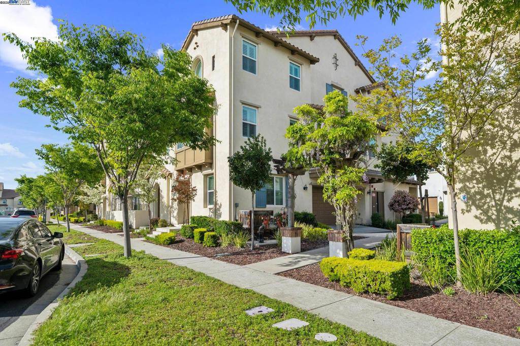 San Ramon, CA 94582,5027 Barrenstar Way