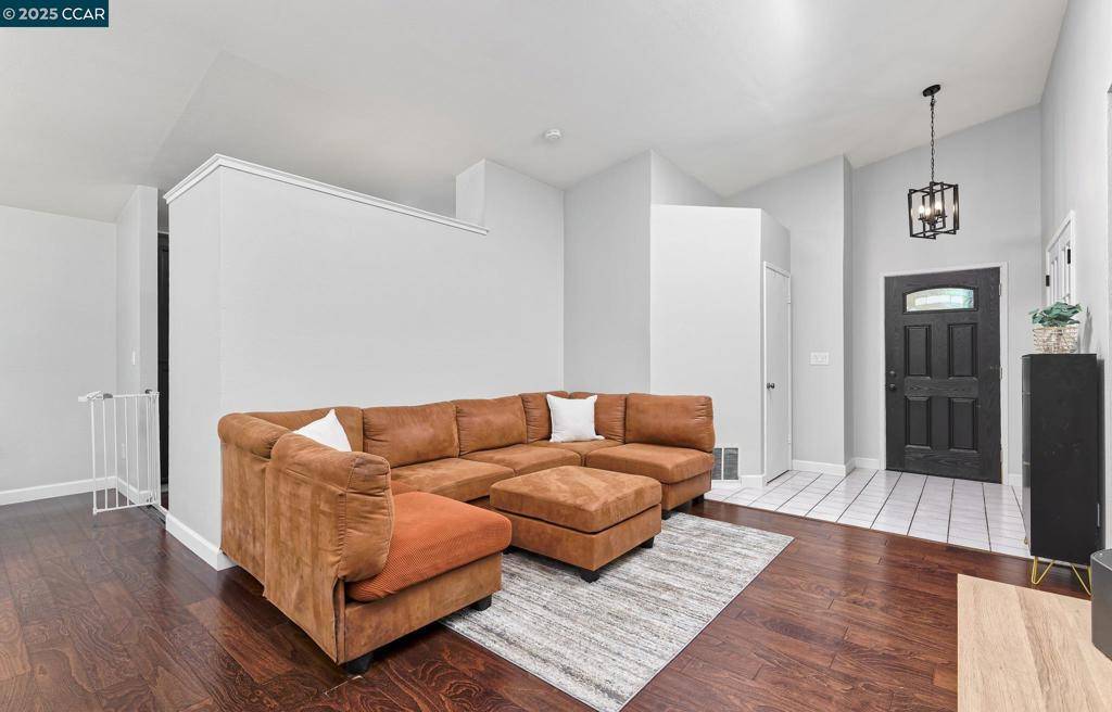 Oakley, CA 94561,4305 Redwood Dr