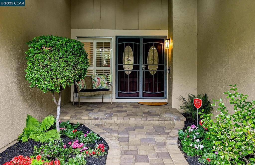 Walnut Creek, CA 94598,3220 Diablo Shadow Dr