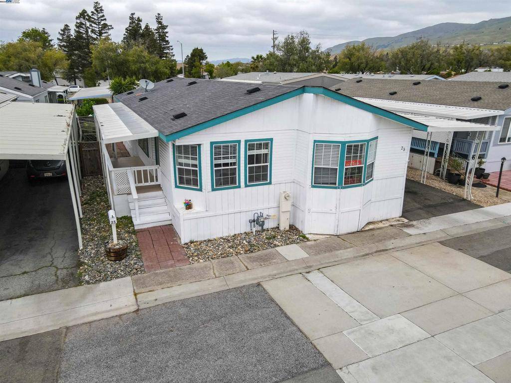 Milpitas, CA 95035,120 Dixon Landing Rd