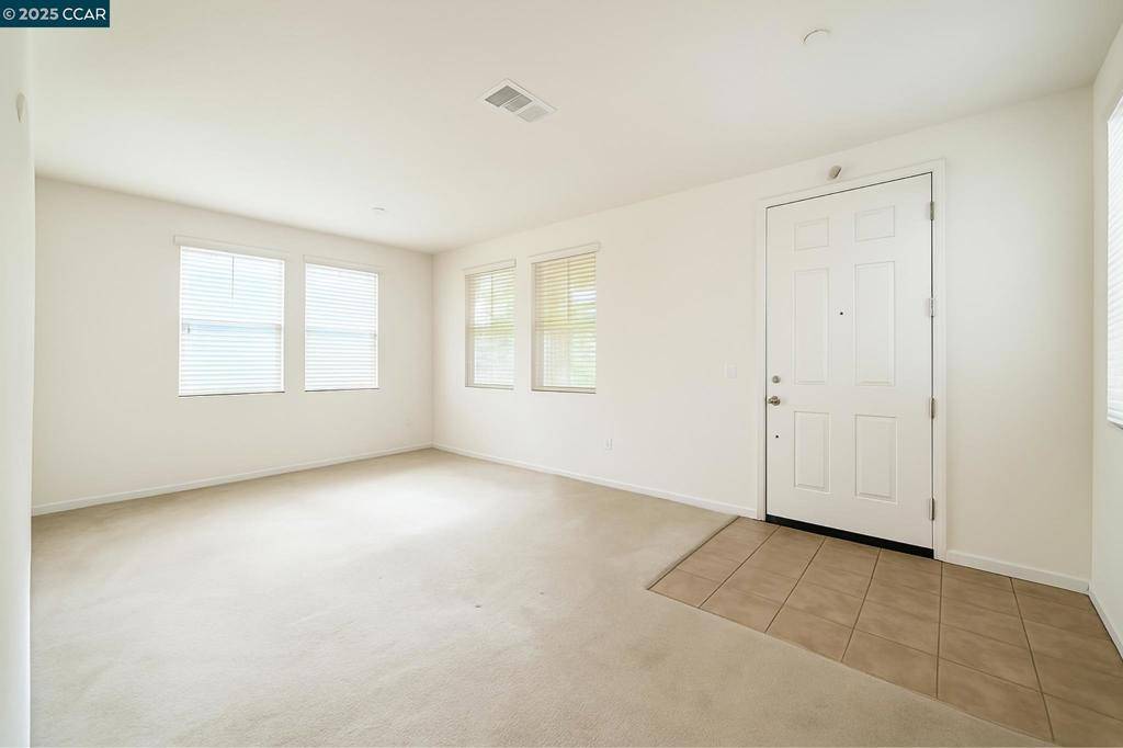 Pittsburg, CA 94565,2205 Botany Bay Dr