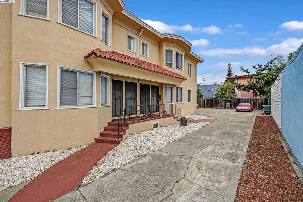 Oakland, CA 94605,6000 Macarthur Blvd.