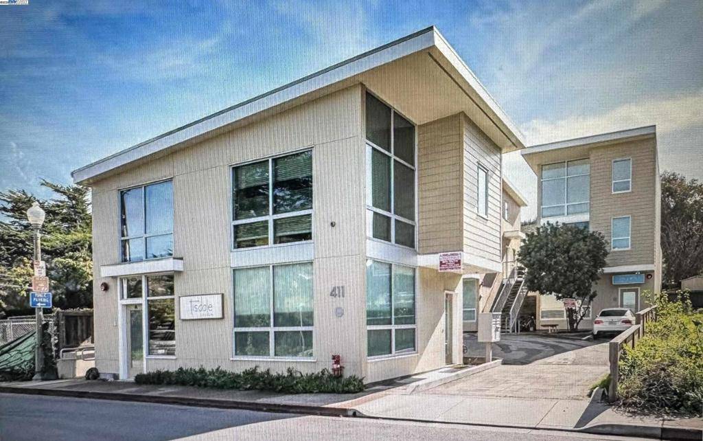 411 Dondee St Unit A, Pacifica, CA 94044