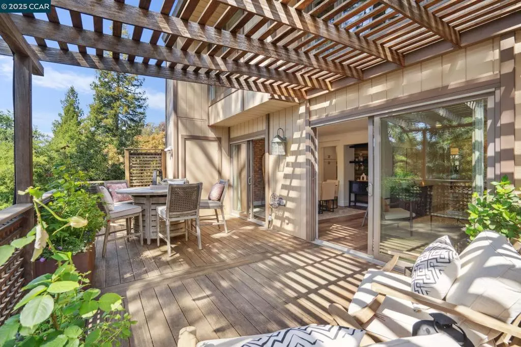 Alamo, CA 94507,314 Alamo Sq